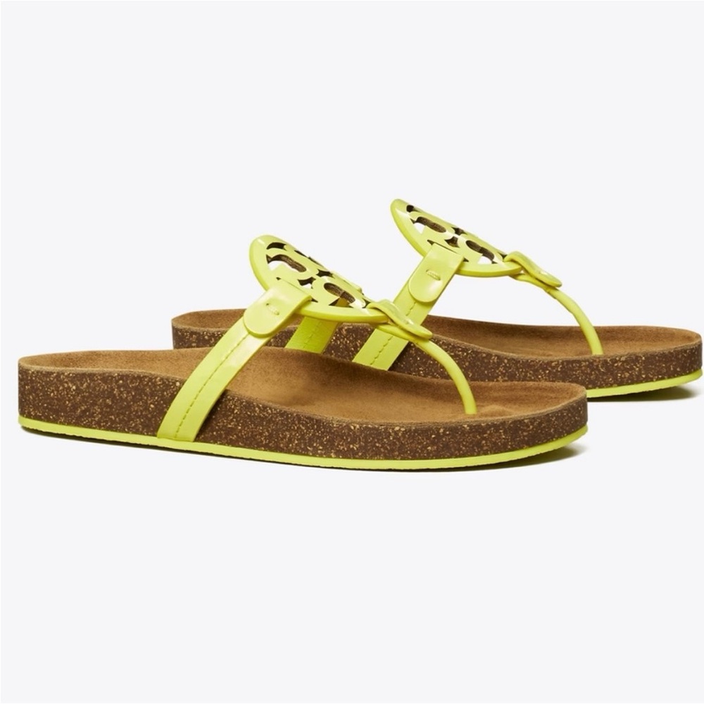 Tory Burch Miller cloud patent leather thong sandal, size 7.5 - Picture 2 of 6